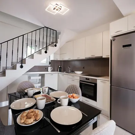 Carmen Sea View Maisonette - Walk To Nidri - Scorpios View Apartment Perigiali